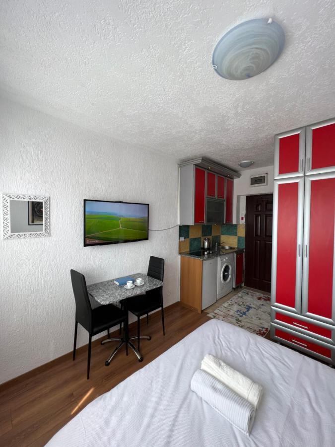 Zogu Apartments - Downtown Pristina Extérieur photo